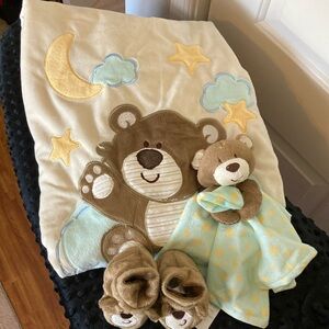 Baby Blanket, Snuggly and Booties